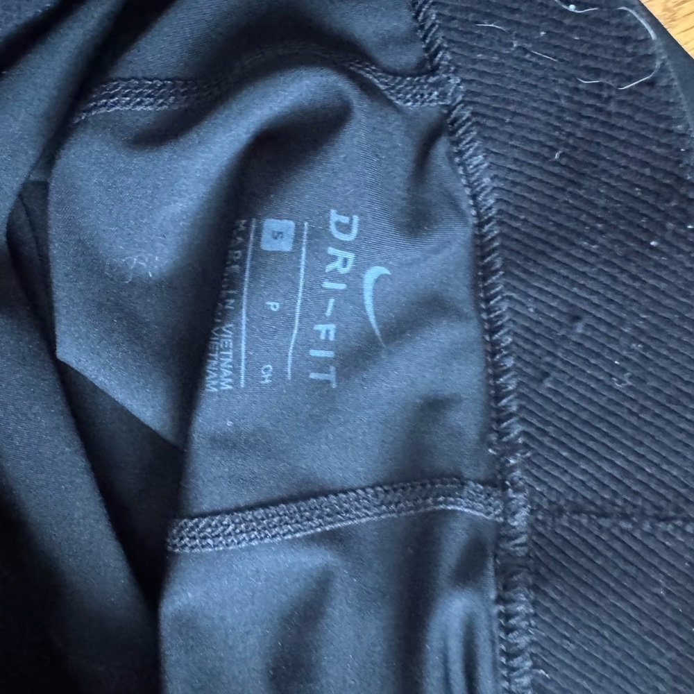 Nike Pro Women's Athletic Black Shorts - Picture 3 of 3